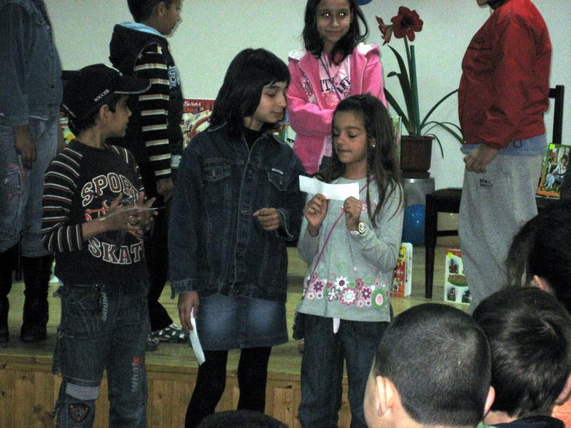 IMG_1288.jpg - Маратон на четенето в НЧ "Просвета", кв. Аспарухово