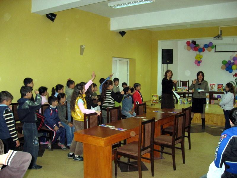 IMG_1294.jpg - Маратон на четенето в НЧ "Просвета", кв. Аспарухово