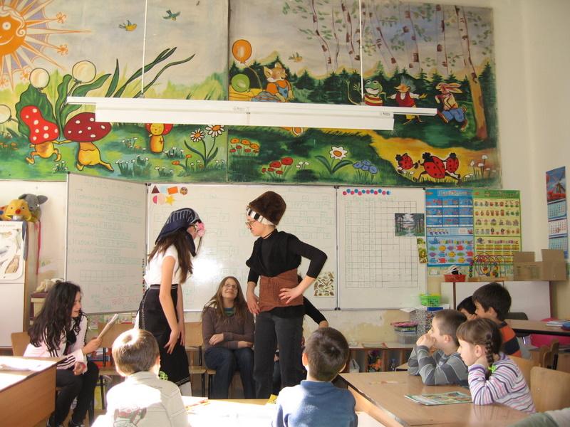 IMG_1738.jpg - Четене в ОУ "Васил Априлов"