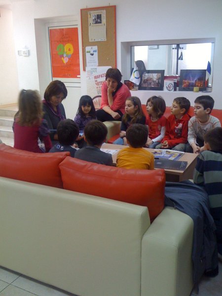 IMG_0400.JPG - Четене в Алианс Франсез