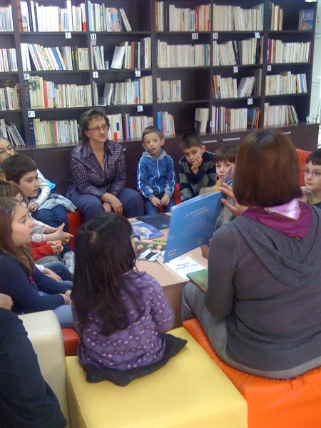 IMG_0406.JPG - Четене в Алианс Франсез