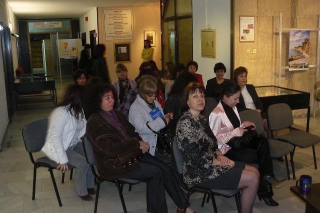 P1010730.JPG - Откриване на Маратона в библиотеката