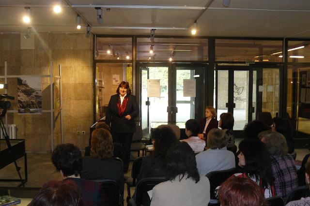 P1010738.JPG - Откриване на Маратона в библиотеката