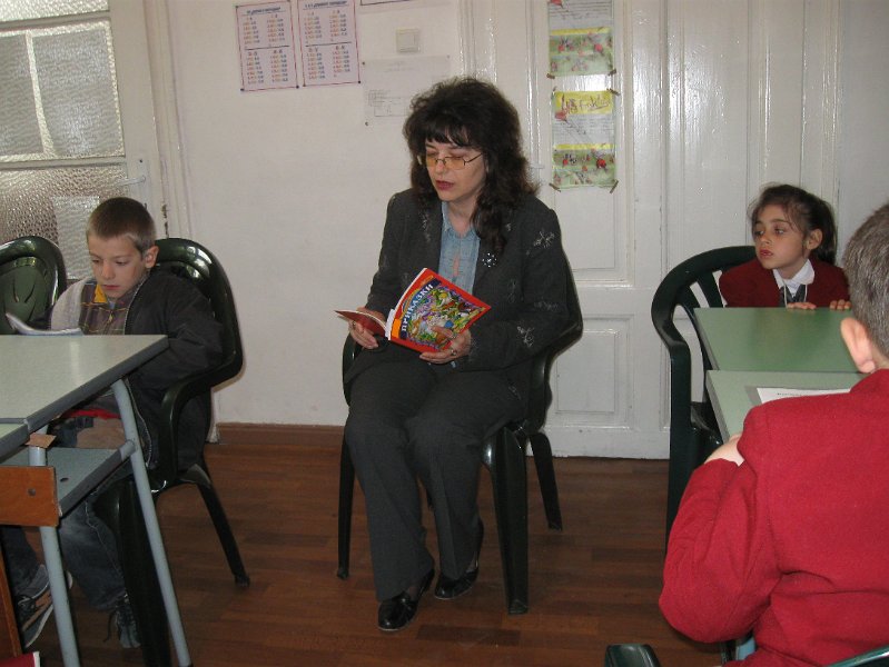 IMG_2162.JPG - Четене в Детска занималня "Дъга"