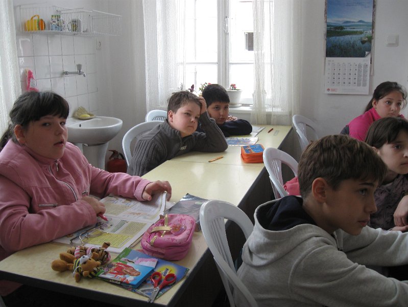 IMG_2185.JPG - Четене в Детска занималня "Дъга"