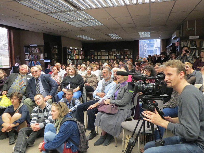 IMG_2521.JPG - Среща с писателя Георги Господинов – разговор за литературата, книгите и четящите хора