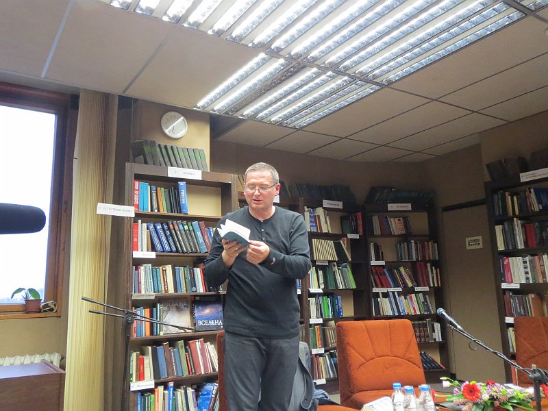 IMG_2527.JPG - Среща с писателя Георги Господинов – разговор за литературата, книгите и четящите хора