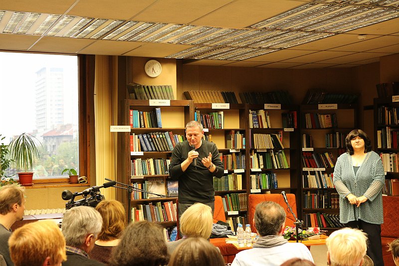 IMG_4010.JPG - Среща с писателя Георги Господинов – разговор за литературата, книгите и четящите хора