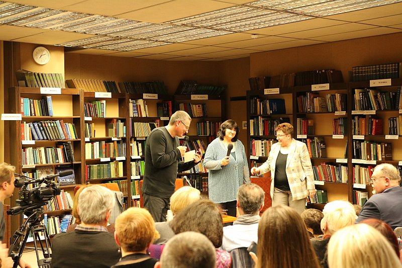 IMG_4023.JPG - Среща с писателя Георги Господинов – разговор за литературата, книгите и четящите хора