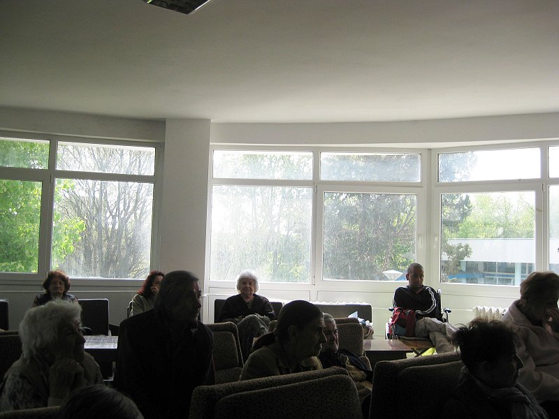 IMG_3490.JPG - Четене в Дом "Гергана" съвместно с Клуб "Приятели на библиотеката"