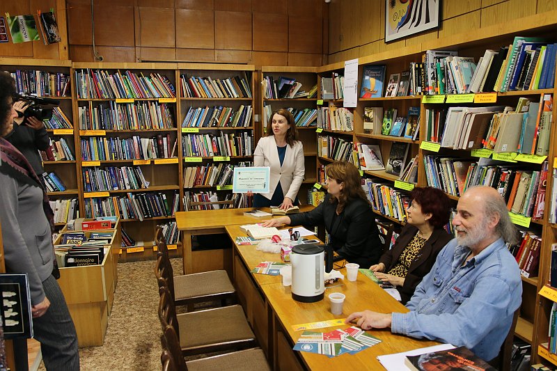 IMG_3905.JPG - Четене в Детски и средношколски комплекс със служители на Дирекция "Култура и духовно развитие", Община Варна